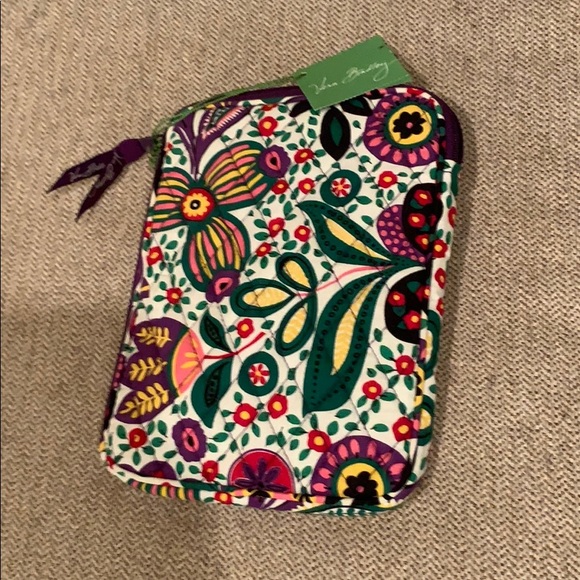 Vera Bradley E-reader sleeve - Picture 2 of 3